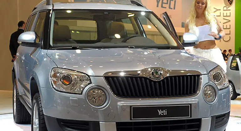 Skodas-Yeti-feierte-ebenfalls-in-Genf-seine-Welt-und-in-Leipzig-jetzt-seine-Deutschlandpremiere-Die-fuenfte-Baureihe-der-Tschechen-ist-ein-Kompakt-SUV-und-4-20-Meter-lang