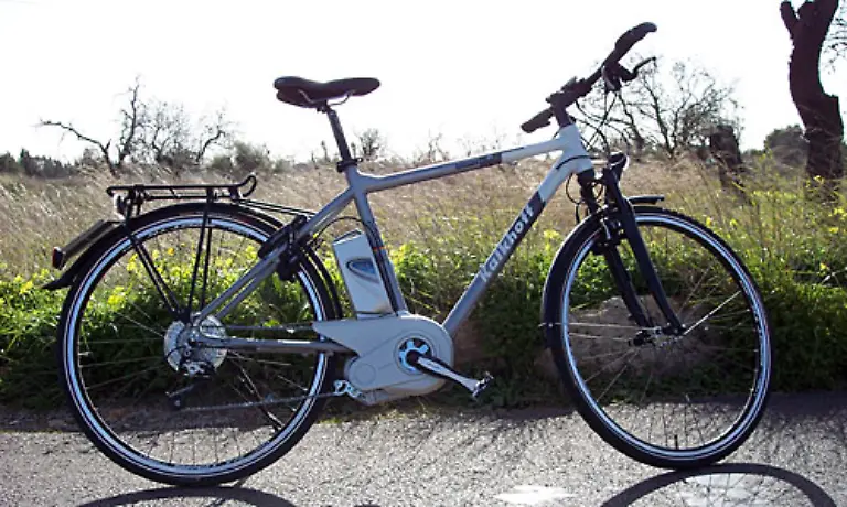 Eine-Ausnahme-gibt-es-Speed-Pedelecs-wie-dieses-Pro-Connect-S-regeln-den-Elektromotor-erst-bei-40-km-h-ab