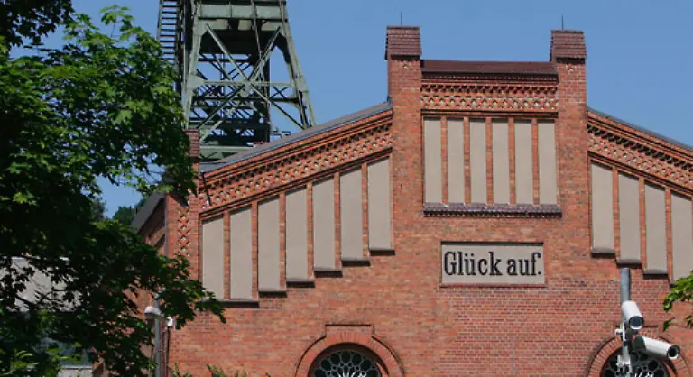Gerade-in-Zeiten-wirtschaftlicher-Unsicherheiten-setzten-die-Menschen-auf-einfache-unverrueckbare-Dinge