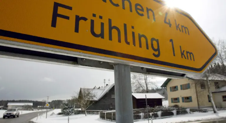 Vor-allem-auf-psychologische-Faktoren-fuehrt-auch-der-Endokrinologe-Prof-Horst-Harald-Klein-von-der-Universitaet-Bochum-die-vielbeschworenen-Fruehlingsgefuehle-zurueck