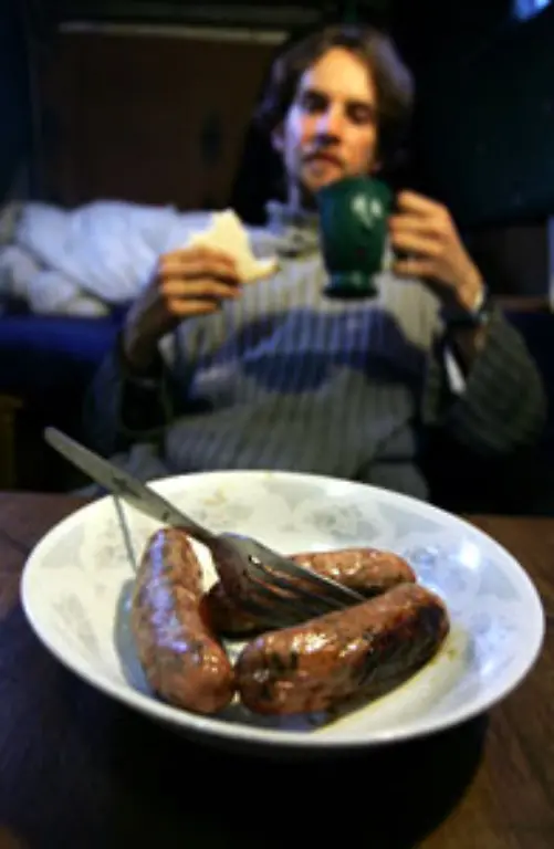 In-modernen-Industriegesellschaften-sind-die-Ansprueche-an-Qualitaet-und-Hygiene-bei-den-Konsumenten-so-hoch-dass-Lebensmittel-in-der-Regel-noch-laengere-Zeit-nach-Ablauf-des-Haltbarkeitsdatums