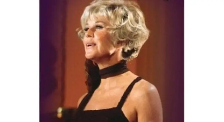 1981-wurde-sie-von-Ehemann-Nummer-vier-geschieden-2004-erlitt-sie-einen-weiteren-Schicksalsschlag-als-ihr-einziger-Sohn-Plattenproduzent-und-Songwriter-Terry-Melcher-im-Alter-von-62-Jahren-an-Krebs-starb