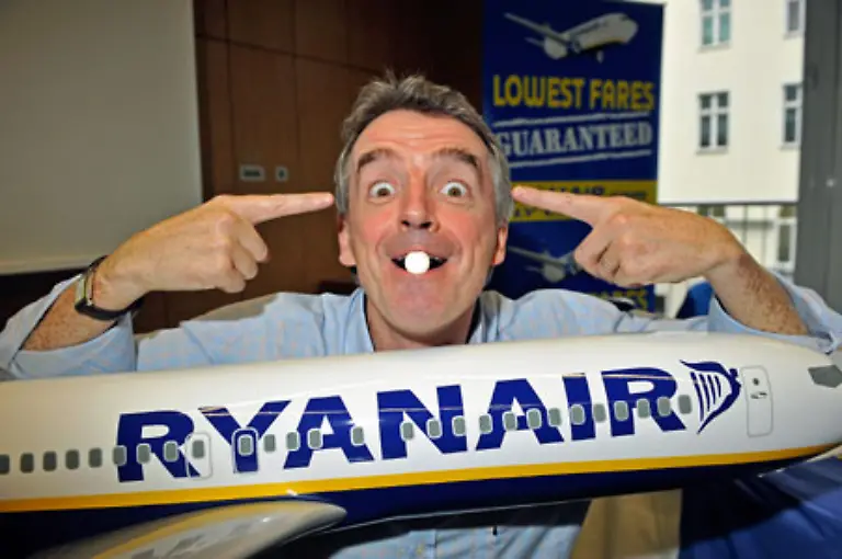 Es-ist-gerade-diese-Empoerung-die-Michael-O-Leary-zur-Hoechstform-auflaufen-laesst-O-Leary-findet-die-Toilettengebuehr-vollkommen-logisch-auf-den-britischen-Bahnhoefen-muessten-die-Leute-fuer-den-Gang-aufs-Klo-ja-auch-zahlen