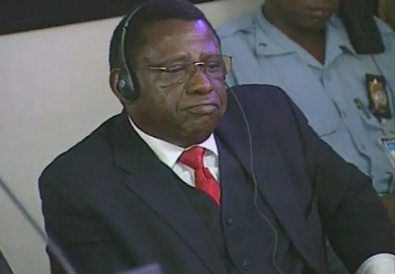 In-Tansania-wurde-Ende-2008-Oberst-Thoneste-Bagosora-faktischer-Chef-der-Militaerregierung-Ruandas-waehrend-des-Genozids