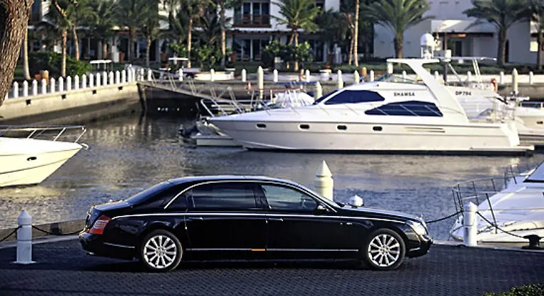 Luxuswagen-dieser-Preisklasse-sind-relativ-krisensicher-Mit-der-S-Klasse-koennte-es-schon-schwieriger-werden-Der-Absatz-ging-bereits-in-den-ersten-Monaten-dieses-Jahres-deutlich-zurueck
