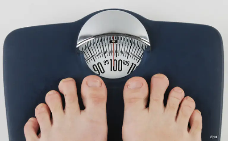 Das-in-der-Schilddruese-produzierte-Hormon-Thyroxin-wird-missbraeuchlich-als-Schlankheitspille-eingesetzt-Doch-fuer-diese-Indikation-besteht-weder-eine-Zulassung-noch-ein-Wirknachweis