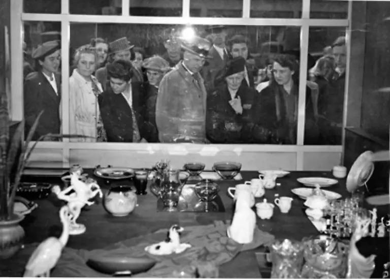 der-Nationalsozialismus-habe-mehr-Gutes-als-Schlechtes-gebracht-Fazit-der-US-Hochkommission-Der-Nazismus-stelle-in-der-Bundesrepublik-ein-groesseres-Problem-dar-als-der-Kommunismus