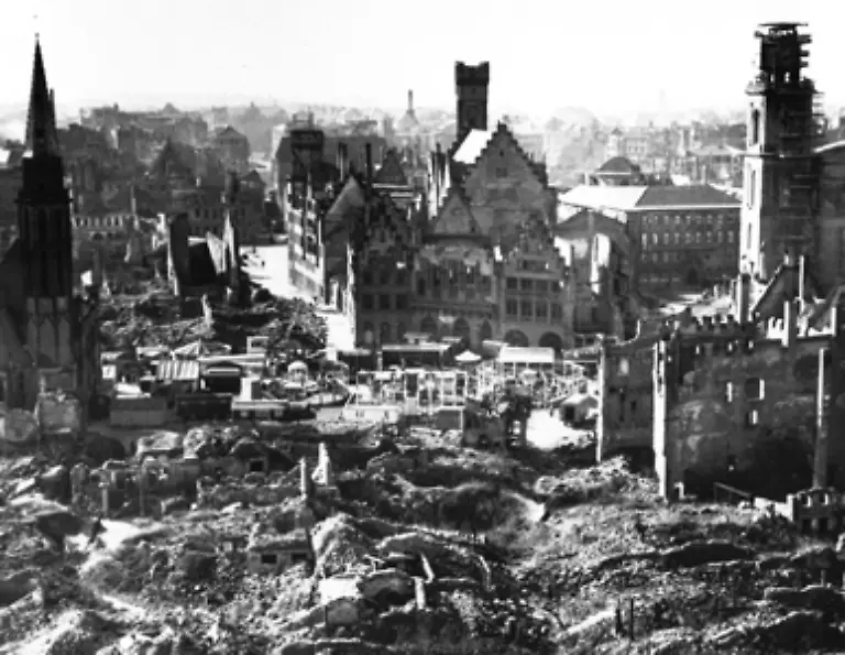 Schon-1946-finden-die-ersten-Gemeinde-und-Kreistagswahlen-statt-1947-die-ersten-Landtagswahlen-Im-Winter-1946-47-bilden-Briten-und-Amerikaner-die-Bizone-deren-in-Frankfurt-Bild-vom-Maerz-1949-tagender-Wirtschaftsrat-ein-Vorlaeufer-des-deutschen-Bundestags-ist