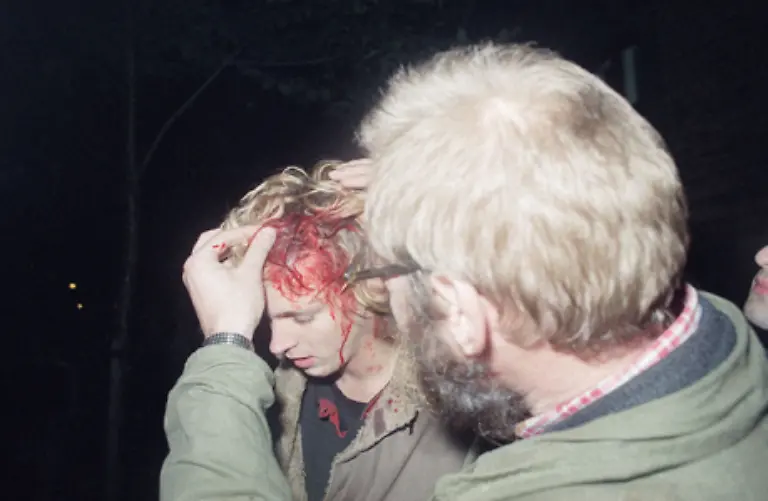 Am-7-Oktober-kommt-es-in-Berlin-Leipzig-Potsdam-und-anderen-Staedten-der-DDR-zu-Protesten-die-vielerorts-niedergeknueppelt-werden-In-Berlin-schlaegt-der-Staat-auch-am-8-Oktober-noch-einmal-zu