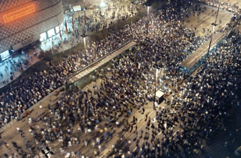 Am-9-Oktober-demonstrieren-70-000-Menschen-in-Leipzig-Die-befuerchtete-chinesische-Loesung-bleibt-aus-die-Revolution-hat-gesiegt