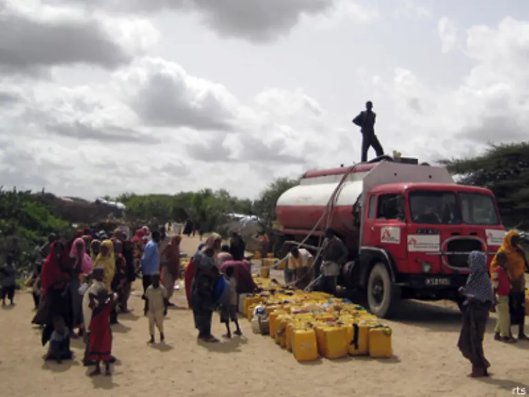 Viele-Somali-sind-abhaengig-von-humanitaerer-Hilfe-aus-dem-Ausland