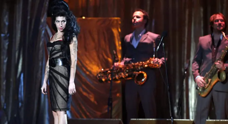 aber-ihnen-faellt-auch-nichts-mehr-ein-als-sie-zu-verarschen-wie-z-B-Amy-Winehouse