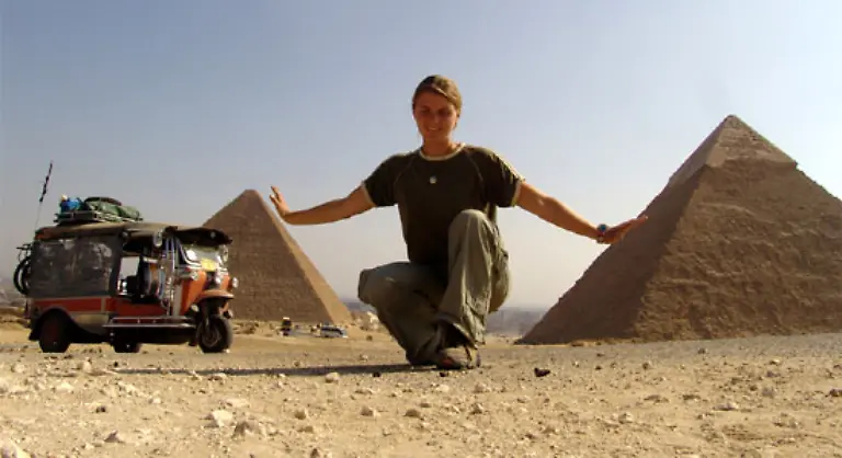 Kambodscha-Japan-Russland-die-Mongolei-Kasachstan-Kirgistan-Usbekistan-Turkmenistan-Iran-die-Tuerkei-Syrien-Jordanien-Aegypten-Libyen-Tunesien-Italien-Frankreich-Spanien-und-Deutschland