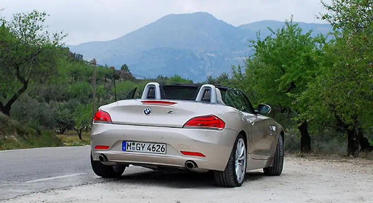 Dafuer-zeigt-der-Spitzenmotor-im-35i-einen-groesseren-Durst