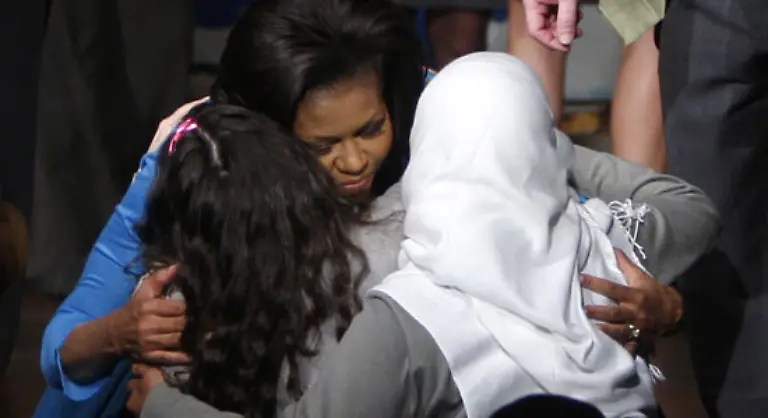 Michelle-Obama-besucht-derweil-die-Elizabeth-Gerrett-Anderson-Sprachschule-in-London