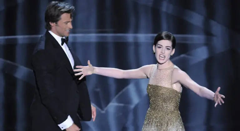 Ungewoehnlich-gross-fuer-einen-Schauspieler