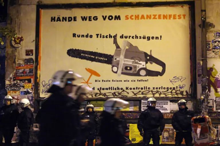 Auch-im-Hamburger-Schanzenviertel-kommt-es-wieder-zu-Krawallen