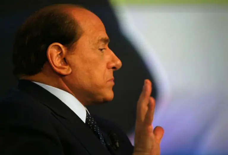 Politisch-wird-sich-nach-Ansicht-von-Beobachtern-wohl-kaum-etwas-aendern-Fuer-die-einschlaegigen-Institute-fuer-Wahlumfragen-liegt-Berlusconi-weiterhin-klar-vorne