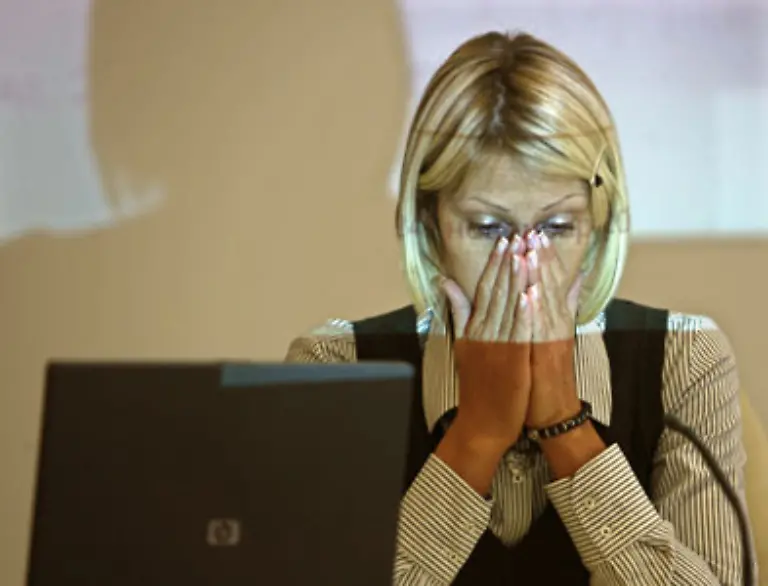 Snezana-Vilaret-Managerin-der-Serbischen-Zentralbank-bei-der-Praesentation-von-Inflationsdaten-in-Belgrad