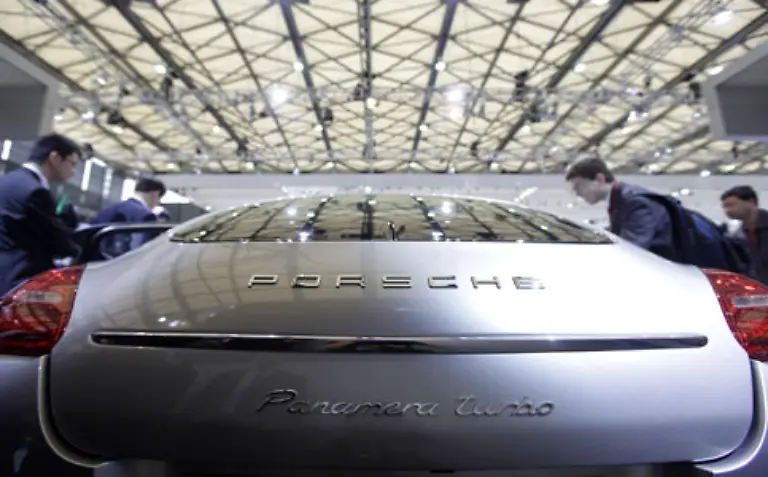 In-der-Krise-wittert-Pich-seine-Chance-Die-Porsche-Banken-wollen-die-milliardenschwere-Uebernahme-von-Volkswagen-durch-den-Sportwagenbauer-offenbar-nicht-wie-bisher-finanzieren-der-ganze-Deal-droht-zur-finanziellen-Geisterfahrt-fuer-Porsche-zu-werden