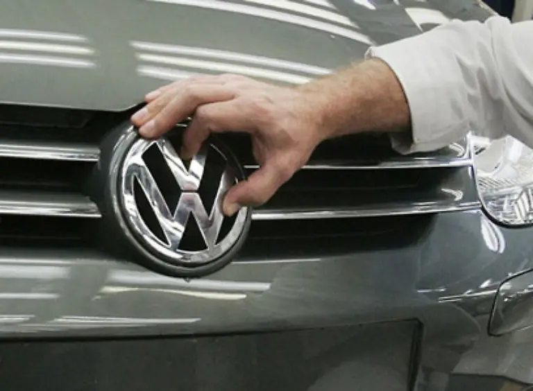 3-Maerz-2008-Der-Porsche-Aufsichtsrat-gibt-gruenes-Licht-fuer-die-Aufstockung-der-VW-Anteile-auf-ueber-50-Prozent-fuer-knapp-zehn-Milliarden-Euro