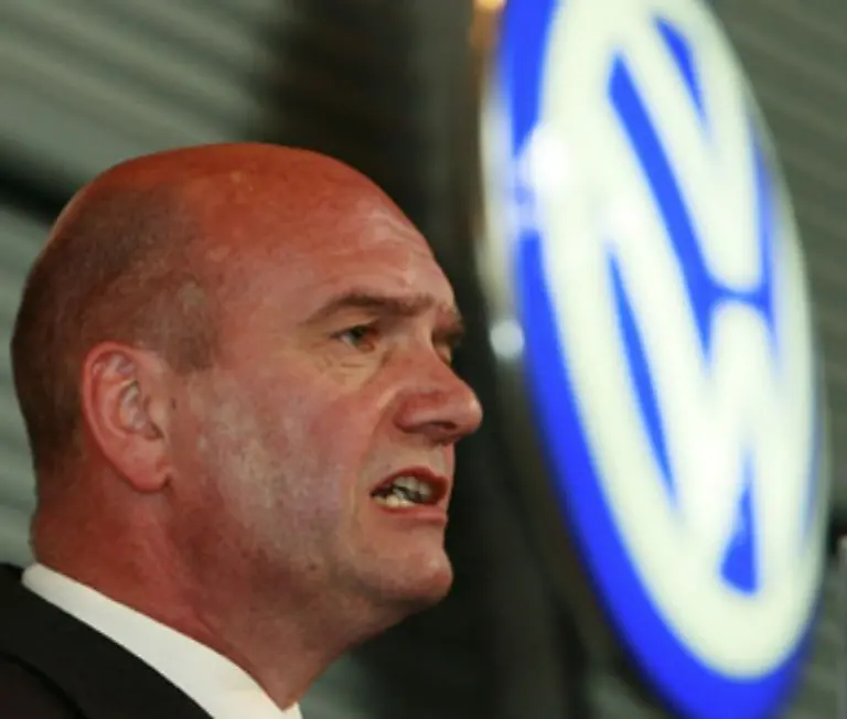 15-Dezember-VW-Betriebsratschef-Bernd-Osterloh-uebernimmt-den-Vorsitz-im-Betriebsrat-der-Porsche-Holding-Porsche-Betriebsratschef-Uwe-Hueck-wird-sein-Stellvertreter