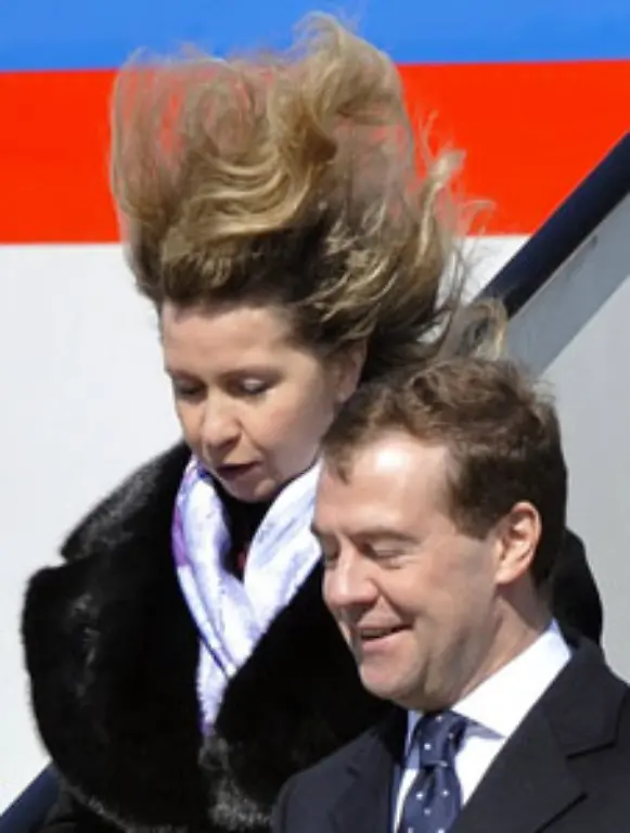 Die-Veraenderungen-sollten-gleitend-geschehen-und-nicht-uebers-Knie-gebrochen-werden-betont-Jurgens-der-vor-allem-eine-Staerkung-der-Justiz-als-Verdienst-Medwedews-sieht