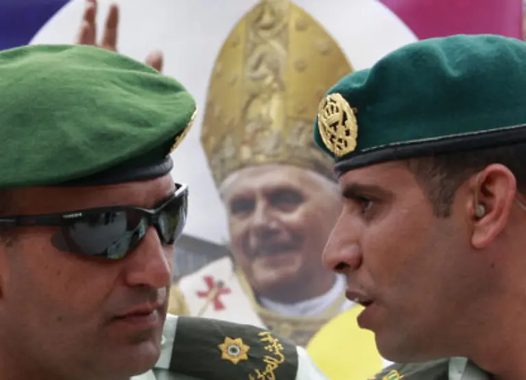 So-rasch-wie-moeglich-will-der-Brueckenbauer-im-Dialog-mit-Islam-und-Judentum-etwas-von-dem-religionspolitischen-Ballast-abwerfen-133