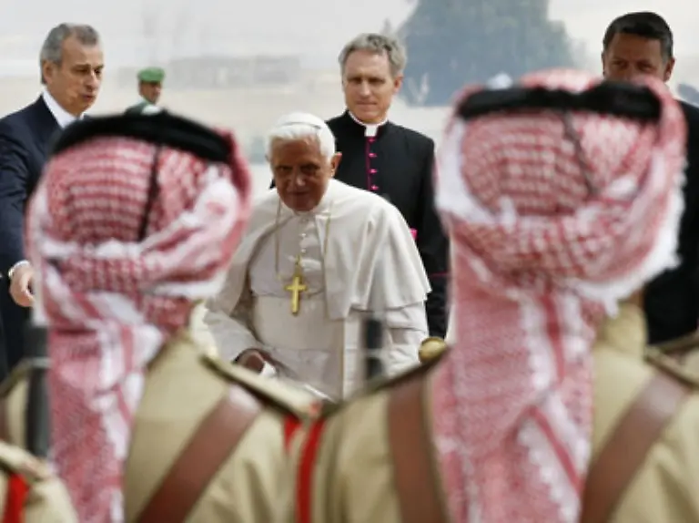 Joseph-Ratzinger-hat-dafuer-diesen-weiten-Weg-zurueckgelegt