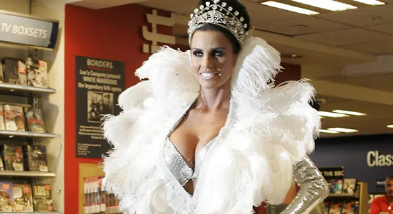 Price-hat-die-beiden-gemeinsamen-Kinder-Junior-3-und-die-fast-zweijaehrige-Princess-Tiaamii-mit-sich-genommen