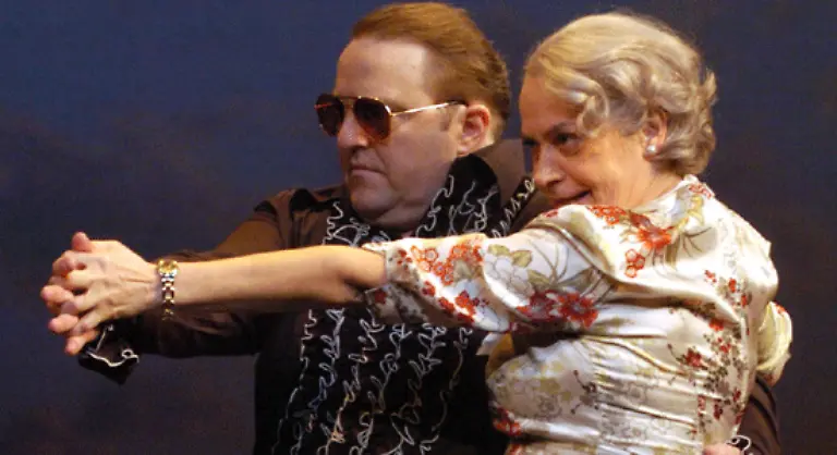 Die-Absolventin-des-Max-Reinhardt-Seminars-konnte-da-bereits-auf-jahrelange-Erfahrungen-an-bedeutenden-Buehnen-wie-dem-Burgtheater-Wien