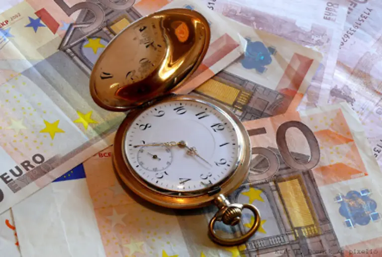 Spaetestens-zwoef-Monate-nach-Ende-der-Abrechnungsperiode-muss-die-Rechnung-vorliegen-Im-Normalfall-koennen-Vermieter-also-bis-Ende-Dezember-warten-Die-meisten-sind-aber-schon-frueher-dran-Zeit-ist-bekanntlich-Geld