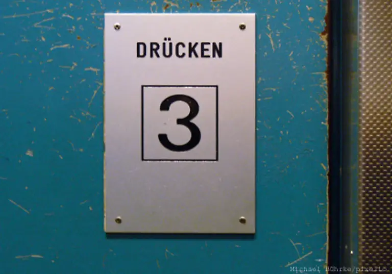 Grundsaetzlich-koennen-Mieter-aber-auch-fuer-Leistungen-zur-Kasse-gebeten-werden-die-sie-gar-nicht-nutzen-wollen-Bestes-Beispiel-Der-Aufzug-Dessen-Betriebskosten-muessen-auch-die-Bewohner-im-Erdgeschoss-mittragen-hat-der-Bundesgerichtshof-entschieden