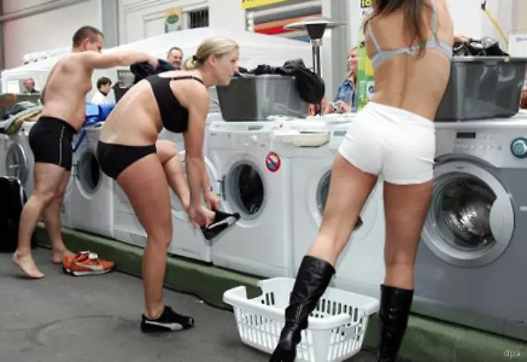 Eventuell-vorhandene-Hauswaschmaschinen