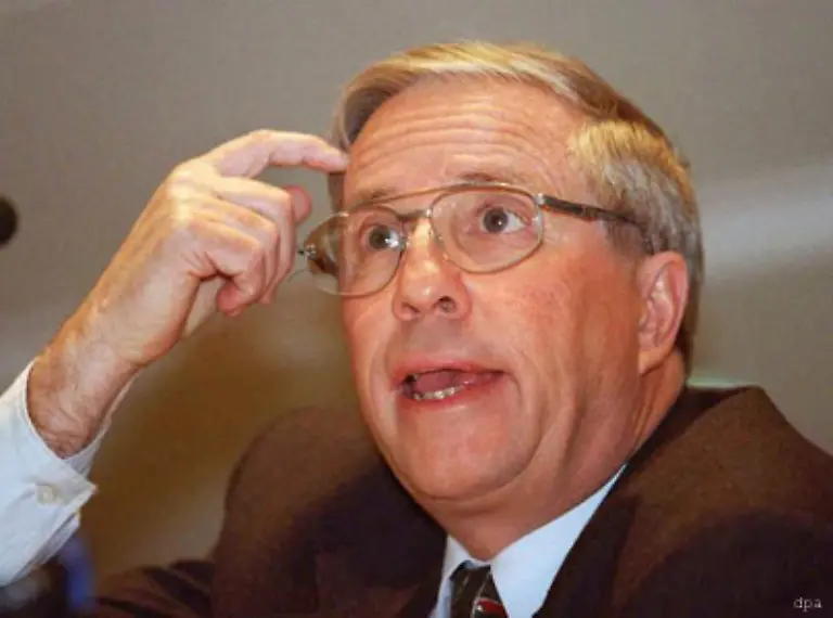 Ausserdem-sollte-das-Preis-Leistungsverhaeltnis-nachvollziehbar-sein-Wer-den-Verdacht-hegt-dass-einzelne-Kosten-ueberhoeht-sind-kann-sich-am-Betriebskostenspiegel-des-Deutschen-Mieterbundes-orientieren