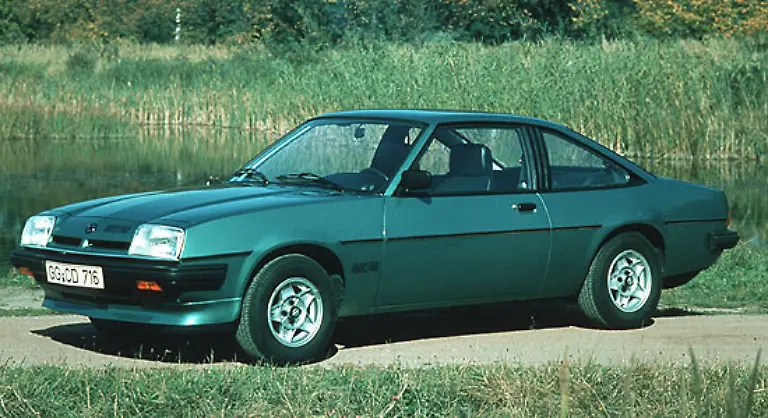 Nach-einer-Wetten-Dass-Sendung-stand-Andreas-S-mit-seiner-Frau-tags-darauf-an-einer-Ampel-Gottschalk-suchte-Manta-Fahrer-mit-Frisoerinnen-Ein-Junge-sagte-Mama-guck-mal-ein-Manta-Die-Passanten-lachten-Die-heutige-Ehefrau-fand-das-zunaechst-nicht-witzig