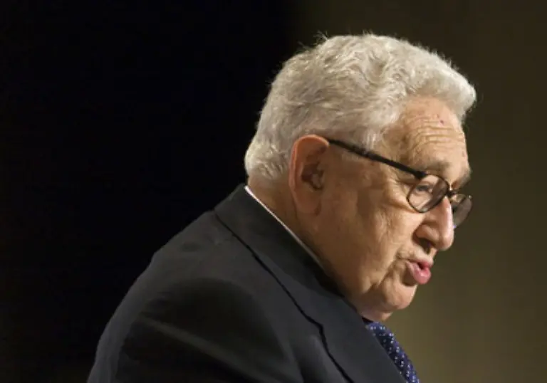 133-genauso-wie-die-Kissinger-Family-Foundation-gefuehrt-von-Henry-Kissingers-Bruder-Walter