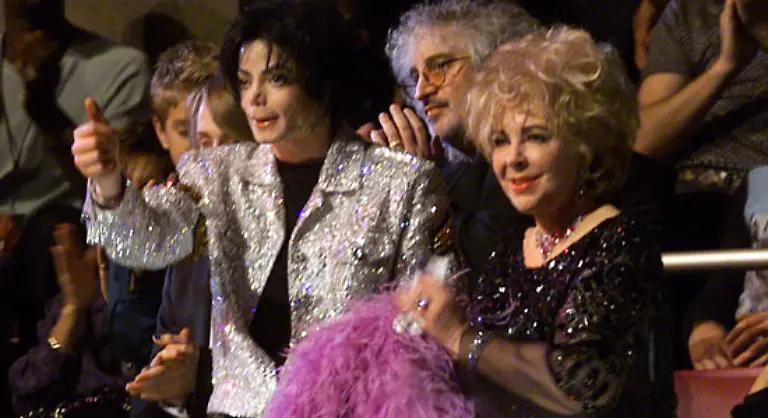 die-im-Alter-seine-muetterliche-Freundin-und-Mitstreiterin-im-Kampf-gegen-HIV-wurde