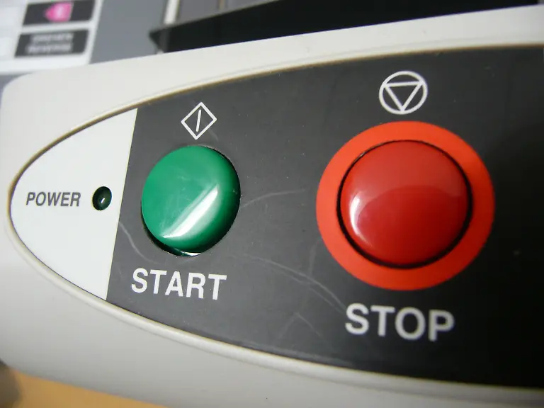 381674-R-by-Stihl024-pixelio-de