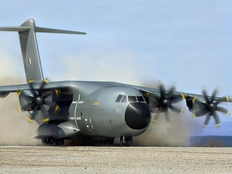 a400mdesertlanding3400