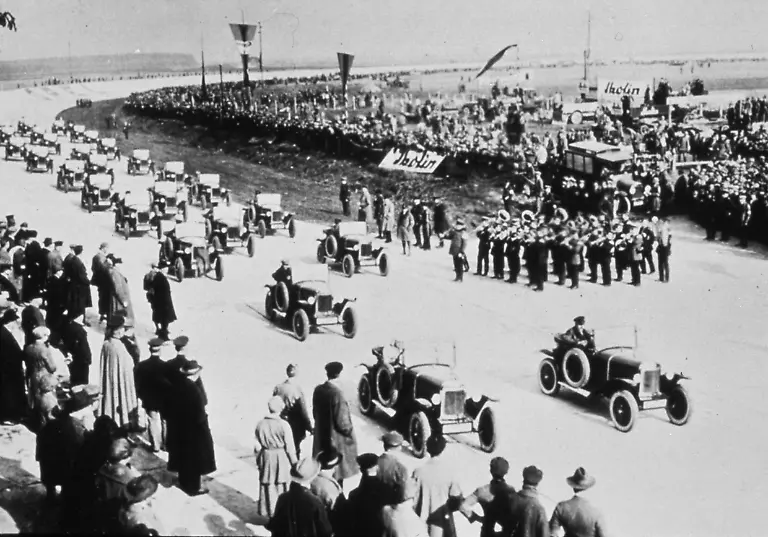 08-Opel-Laubfrosch-1924