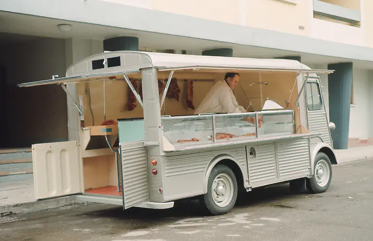 13-TYPE-H-1968-CL-68-023-001-HD-CITROEN-COMMUNICATION