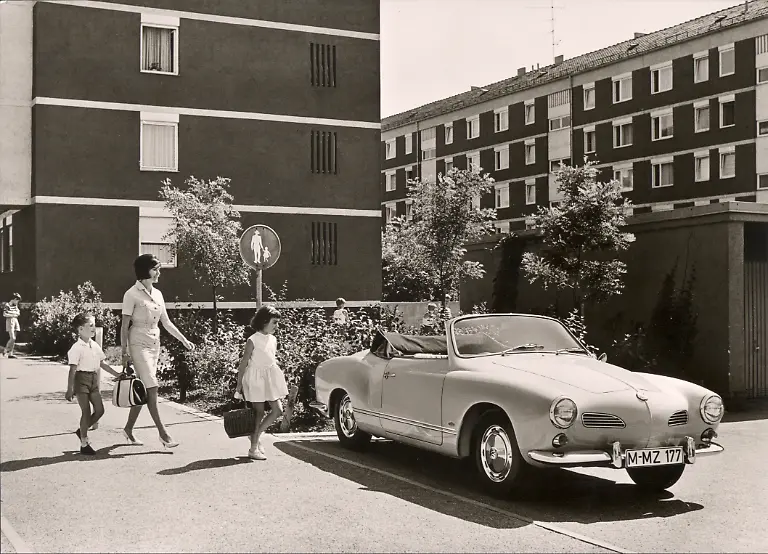 09-Karmann-Ghia-60er-7