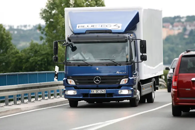 728261-1320902-3543-2362-09A812