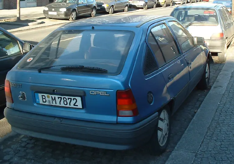 Kadett-hinten