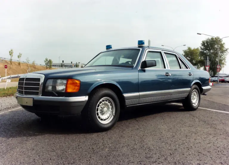 486888-851320-3494-2519-885604SI483131-5