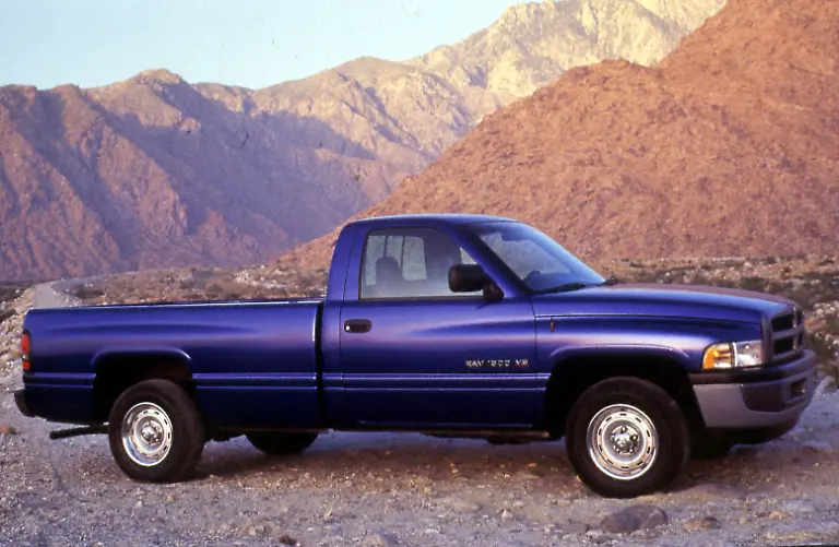 1994-Dg-Ram-1500-4x2-rt-sd-color