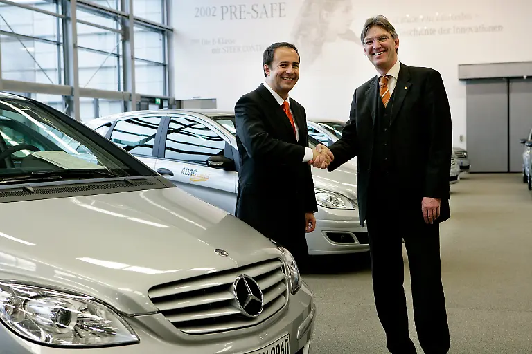 650777-1166333-2496-1664-948