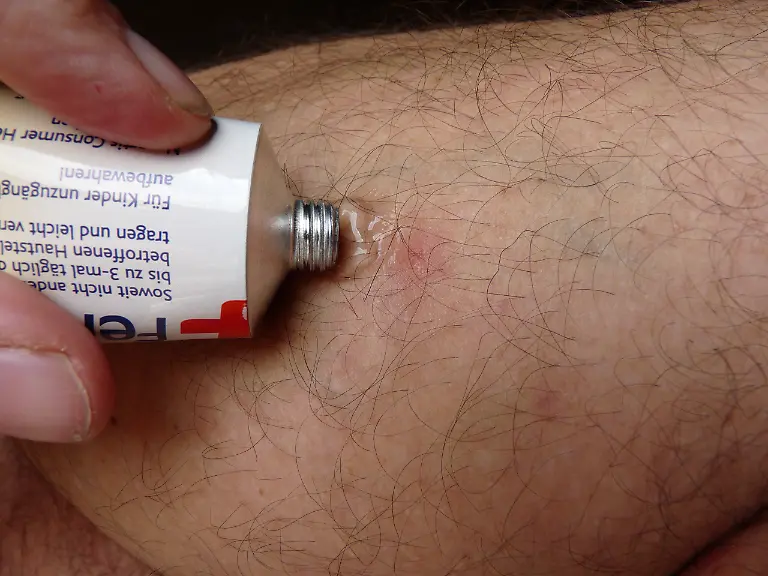 412320-R-B-by-Dieter-Schuetz-pixelio-de