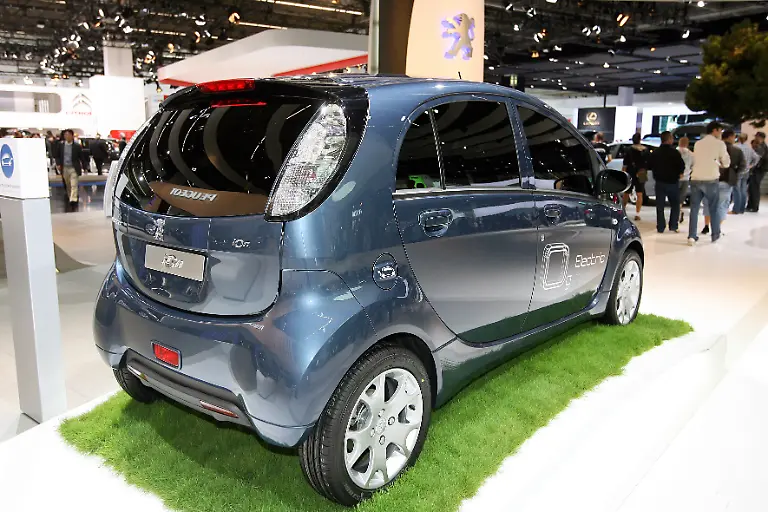 Peugeot-ion-2